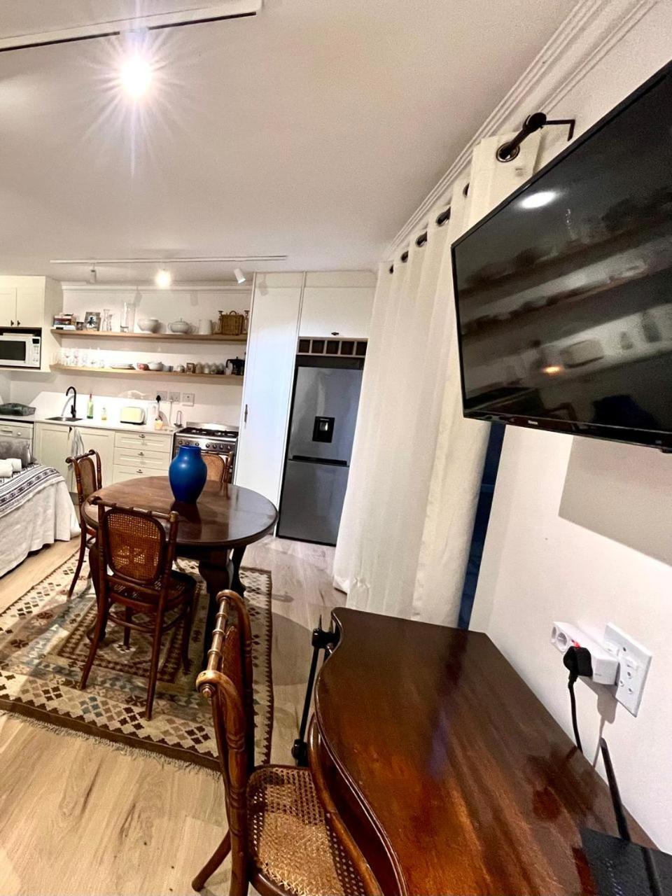 Centrally Located Garden Apartment Cape Town