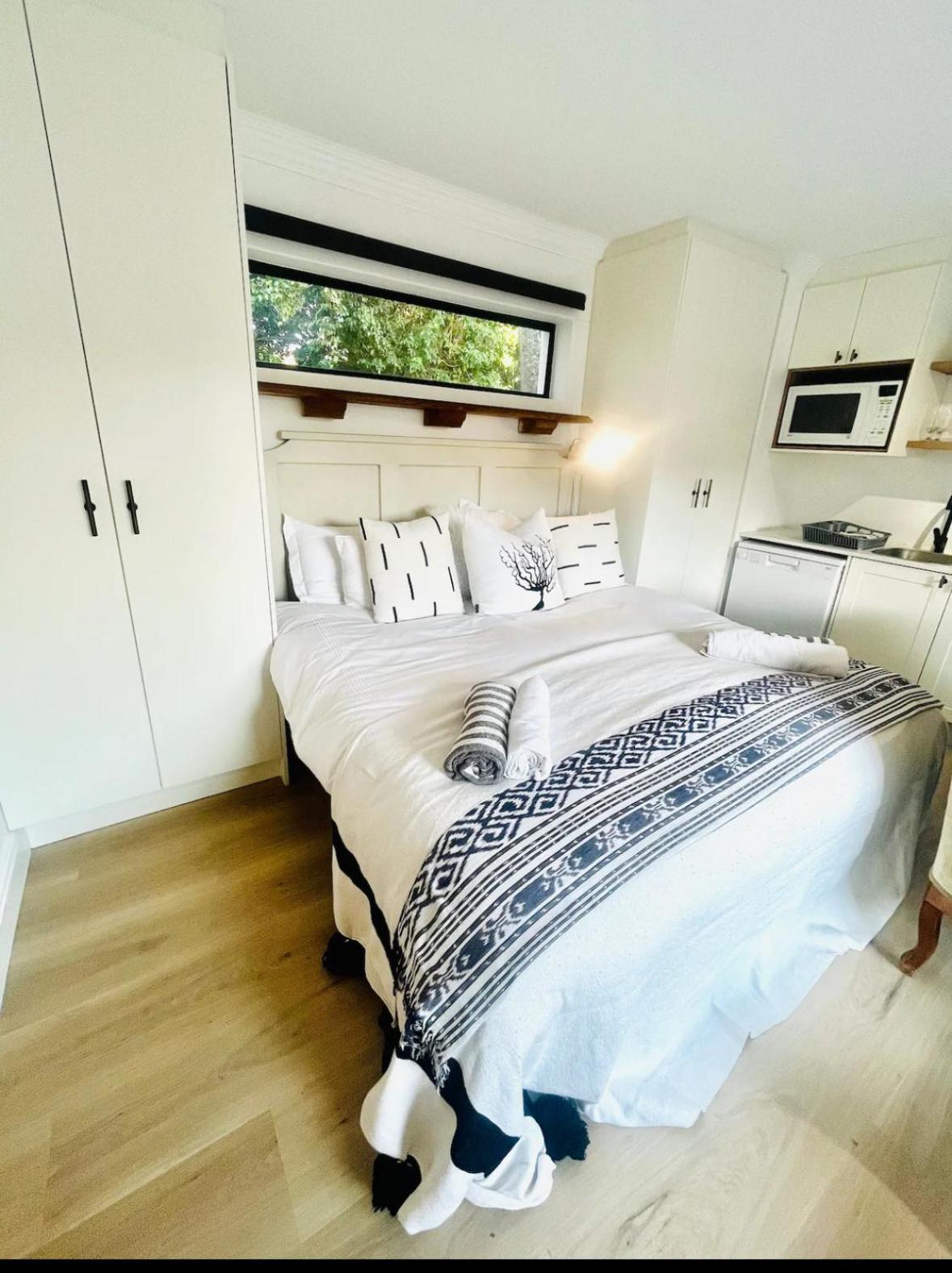 Apartment Centrally Located Garden *